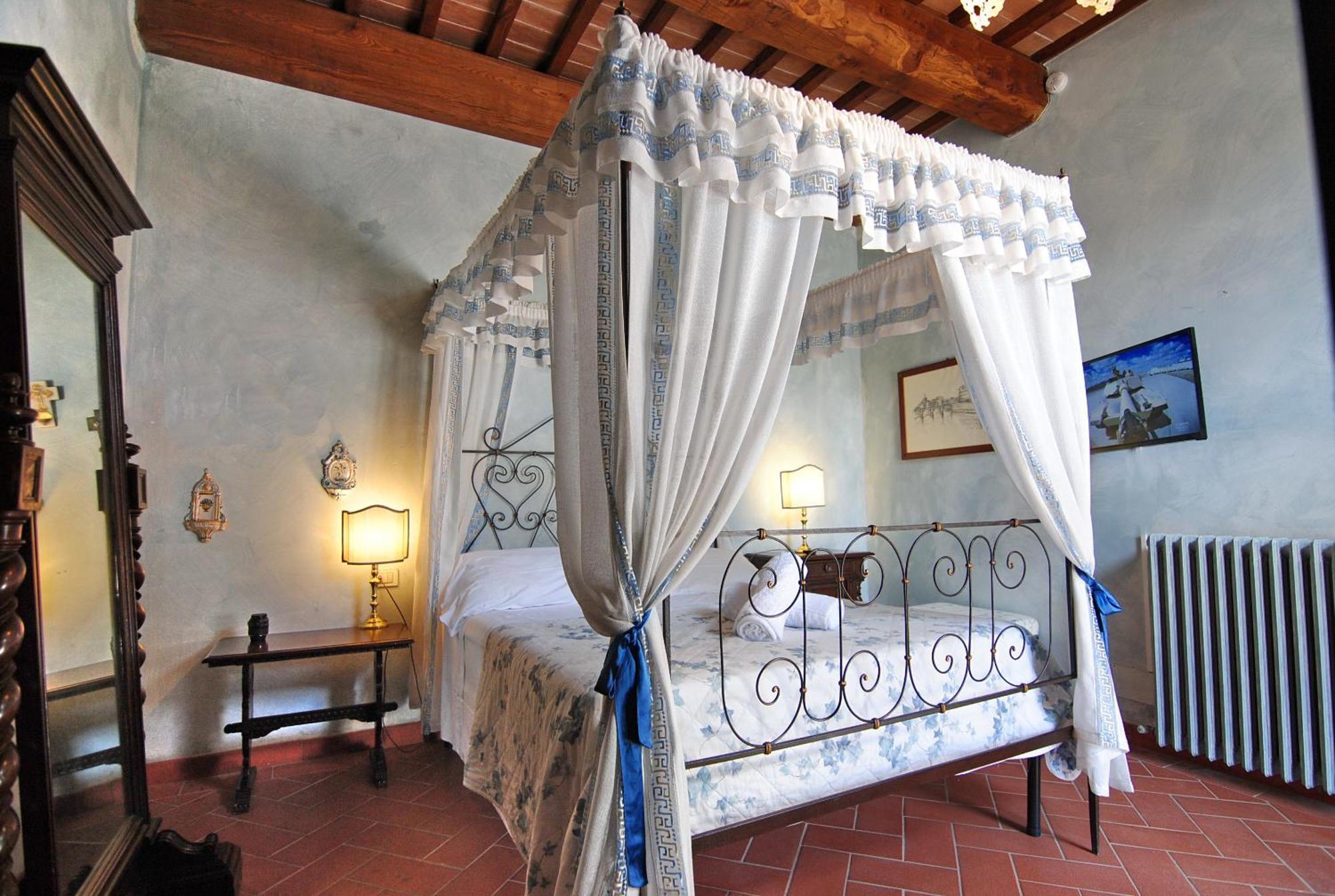 Agriturismo I Frati Пачиано Экстерьер фото