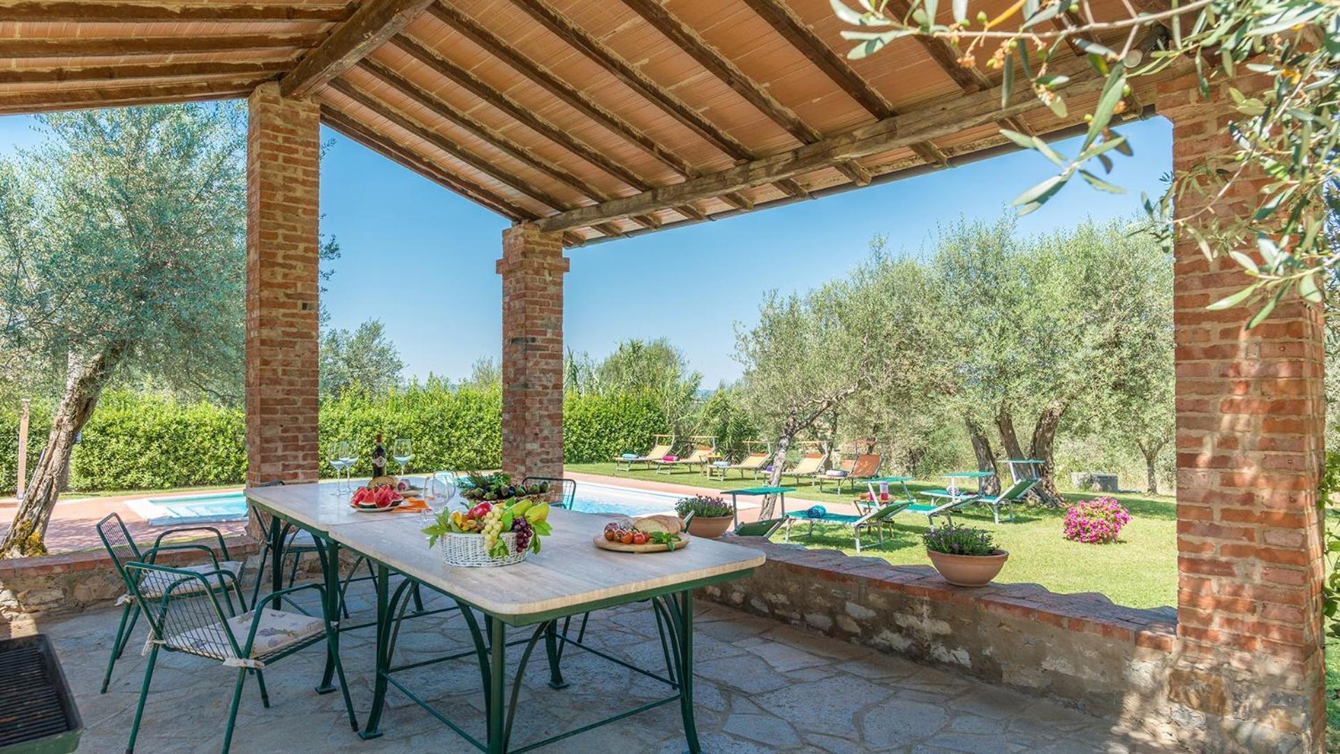 Agriturismo I Frati Пачиано Номер фото